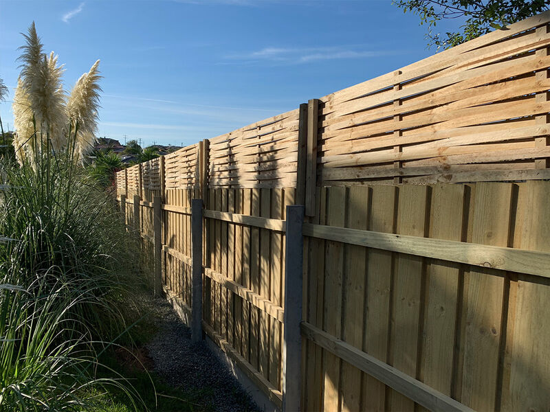 Lattice Fence Extensions