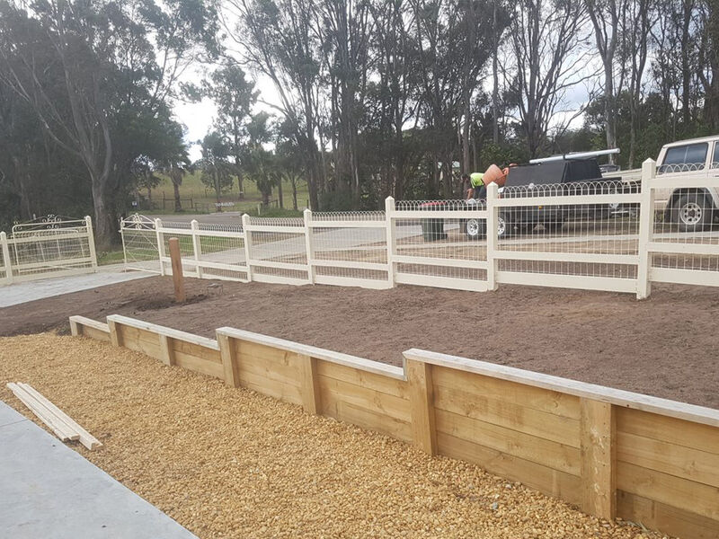 Heritage Woven Wire & Gates