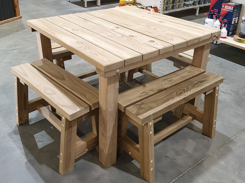 Picnic Tables - GT Pine